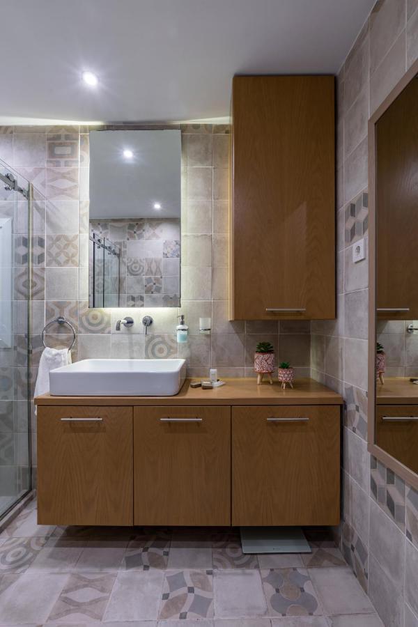 The Black Marble - Sea View, 2Br, 2Ba By Bnc Афины Экстерьер фото