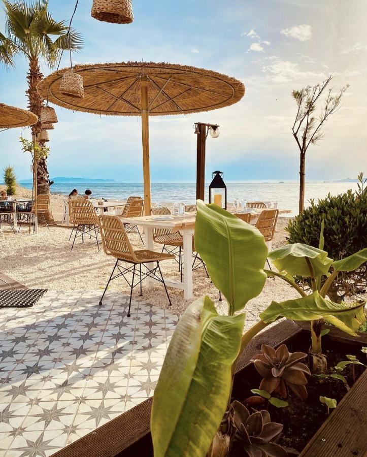 The Black Marble - Sea View, 2Br, 2Ba By Bnc Афины Экстерьер фото